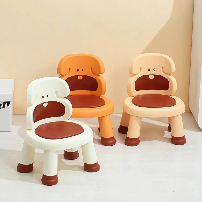 Modern Art Deco Cartoon Dog-Shaped PP Plastic Kids Low Stool Backrest Armless For Living Room