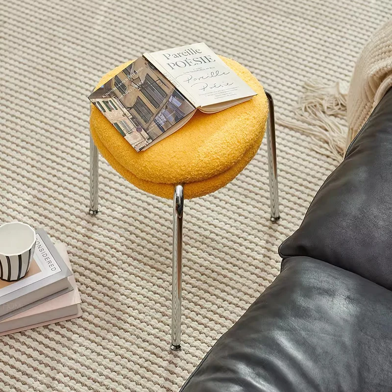 Modern Minimalist Rounded-edge Sherpa Fabric Metal Vanity Stool With Double-layer Cushion For Bedroom