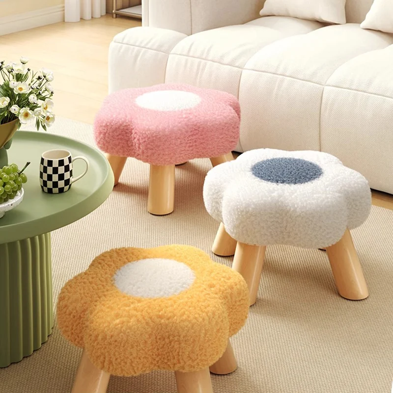 Contemporary Creative Kids Lamb Fleece Flower-Shaped Stackable Low Stool Backless Armless Design For Living Room & Bedroom