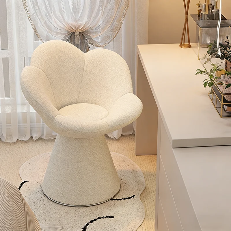 Contemporary Scandinavian Lamb Fleece Fabric Wood Sponge Round Petal-Shaped Swivel Backrest Armrest Vanity Stool For Living Room & Bedroom