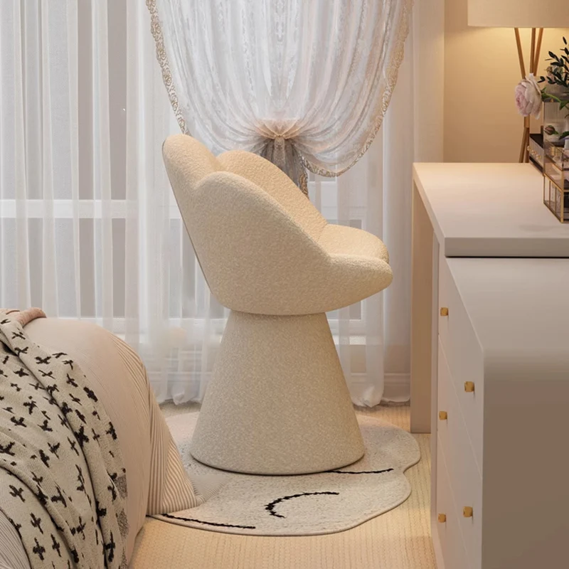 Contemporary Scandinavian Lamb Fleece Fabric Wood Sponge Round Petal-Shaped Swivel Backrest Armrest Vanity Stool For Living Room & Bedroom