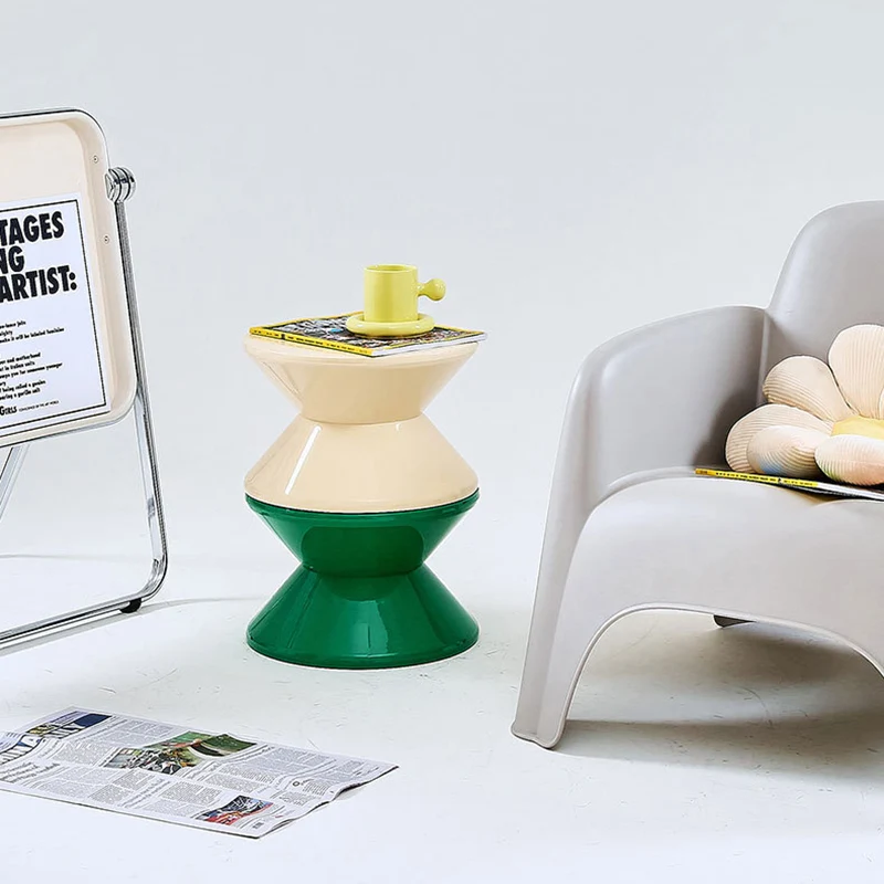 Modern Minimalist Hourglass-Shaped Round PP Side Table 1-Tier For Living Room & Bedroom