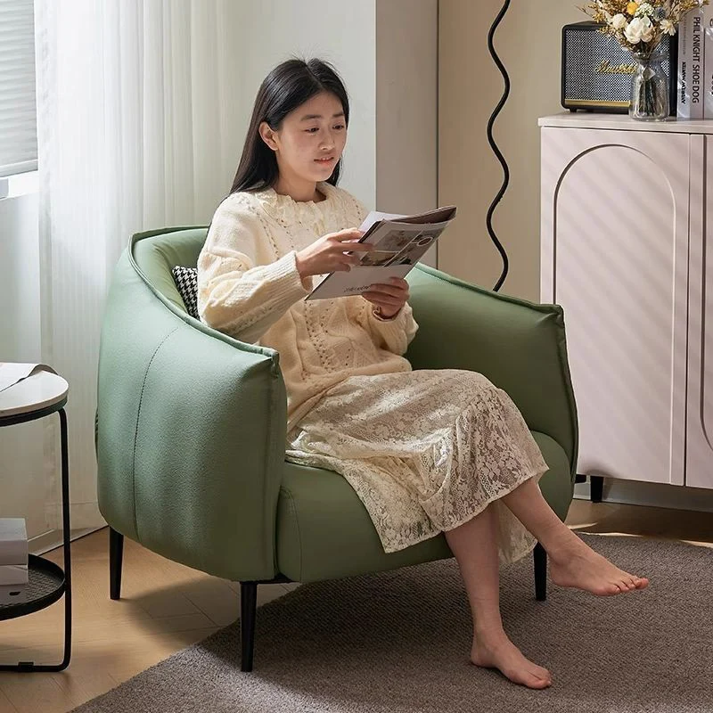 Modern Luxury Cat Scratch Resistant Leather Oil Wax Leather Pine Wood Carbon Steel Semi-Enclosed Square Accent Chair With Backrest For Living Room