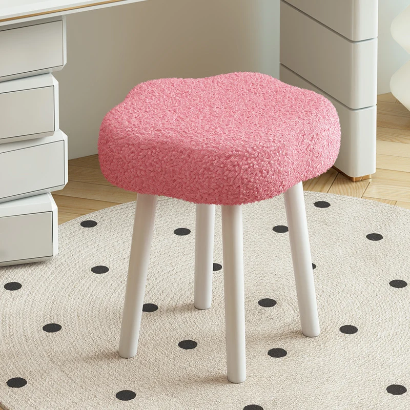 Modern Minimalist Flower-shaped Synthetic Fabric Lamb Fleece Beech Wood Solid Wood Plywood Low Stool For Living Room