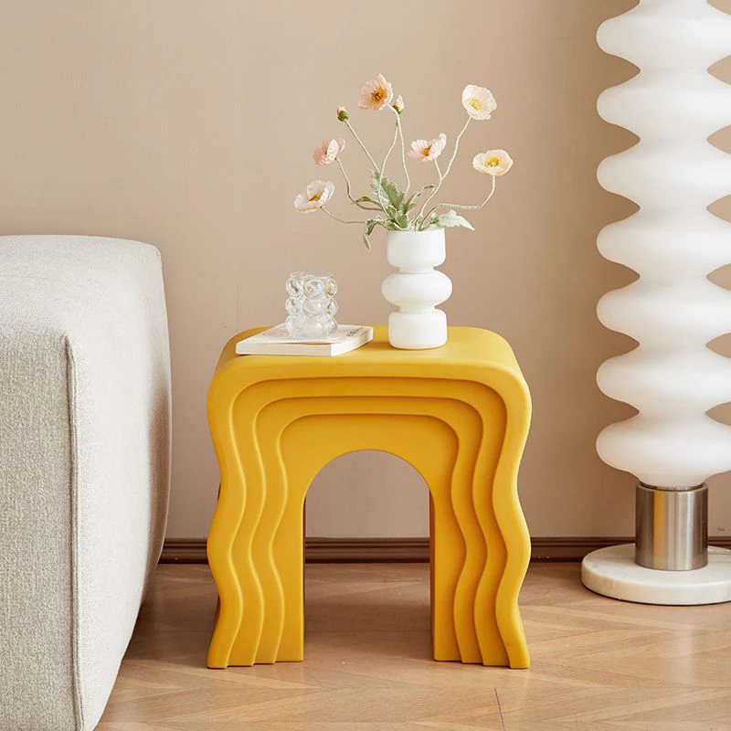 Contemporary Nordic PE Wavy Trapezoid Side Table 1-Tier For Living Room