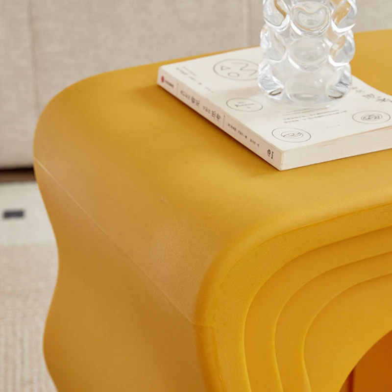 Contemporary Nordic PE Wavy Trapezoid Side Table 1-Tier For Living Room