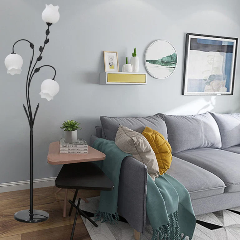 Modern Minimalist Flower-Shaped Iron Glass 3-Light Standing Floor Lamp For Living Room