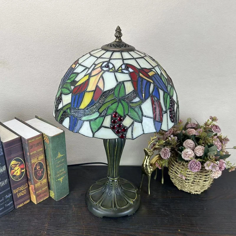Traditional Tiffany Metal Glass Dome Grape Flower Dragonfly Butterfly 1-Light Table Lamp For Bedside