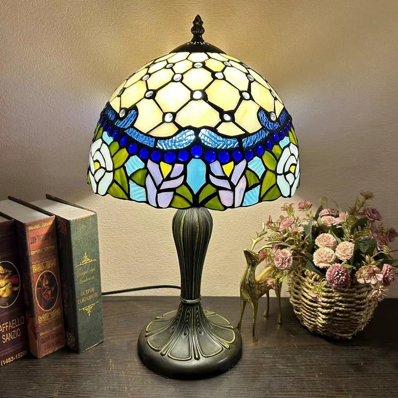 Traditional Tiffany Metal Glass Dome Grape Flower Dragonfly Butterfly 1-Light Table Lamp For Bedside