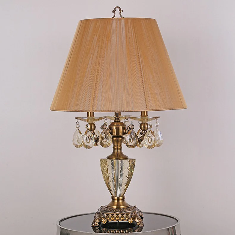 Modern Luxury Champagne Teardrop Zinc Alloy Crystal 3-Light Table Lamp For Bedroom