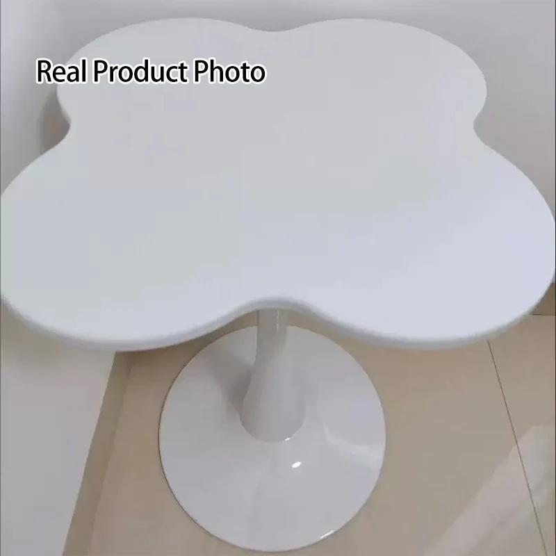 Contemporary Scandinavian Round Medium-Density Fiberboard Carbon Steel Quatrefoil-Shaped Side Table For Living Room