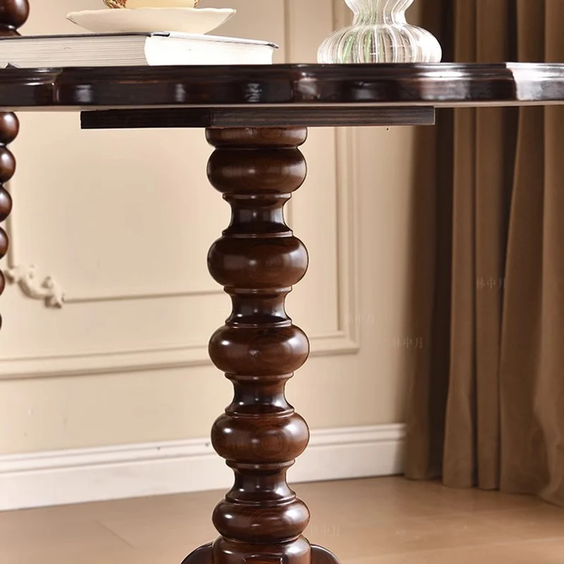 Traditional European Round Plywood Rubberwood Side Table For Living Room