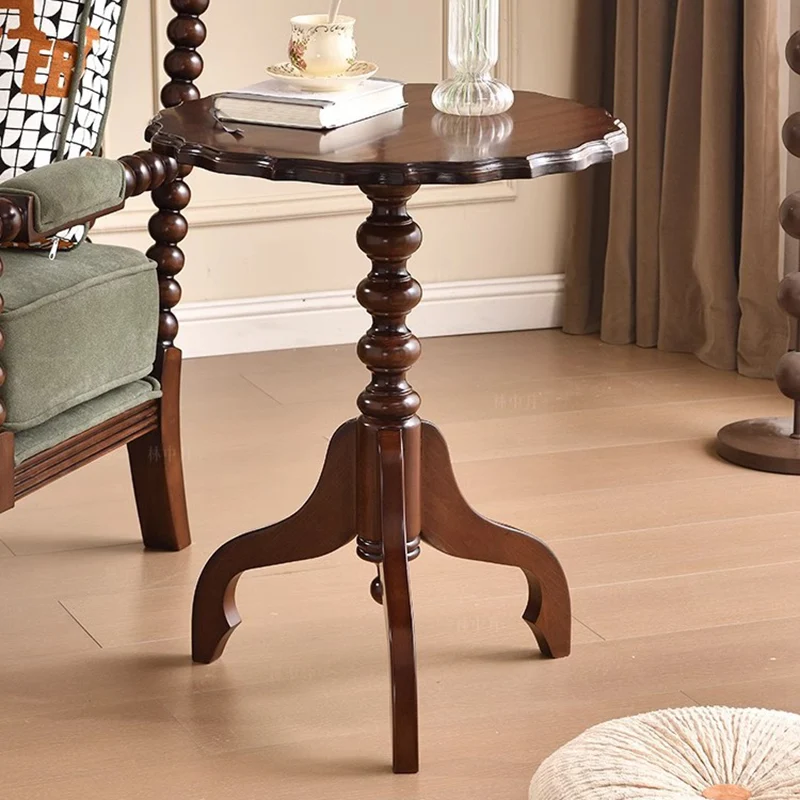 Traditional European Round Plywood Rubberwood Side Table For Living Room