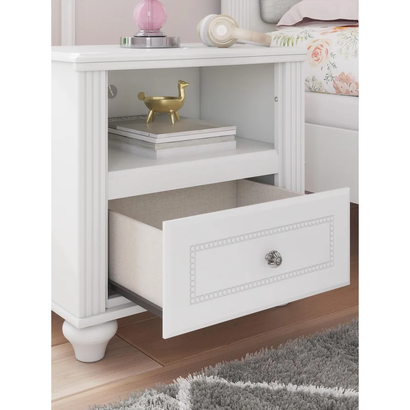 Signature Design by Ashley Kozlani 1-Drawer Nightstand PCB1819-91