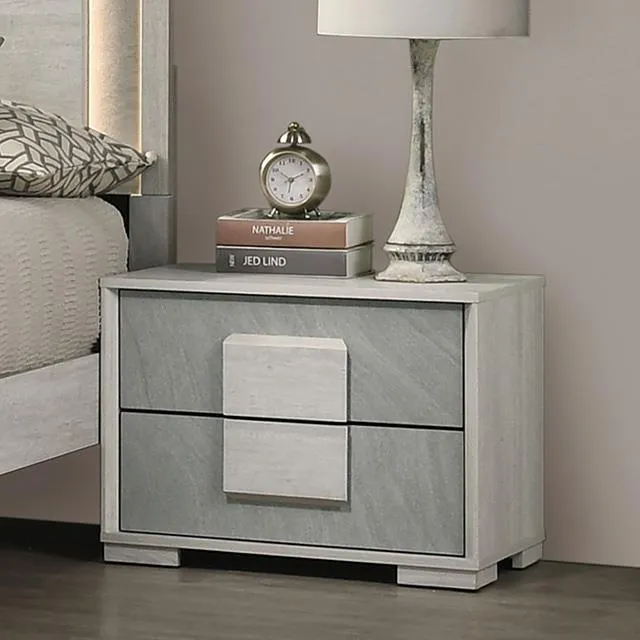 Furniture of America Lincolt FM7201WH 6 pc Queen Panel Bedroom Set