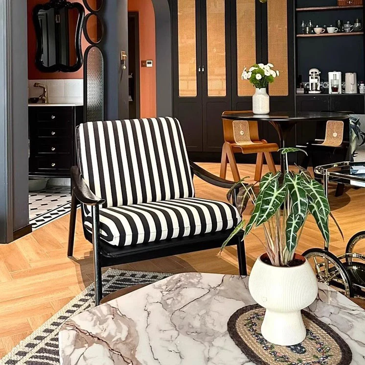 Contemporary Industrial Velvet Iron Cat Scratch Leather Rubberwood Frame Curved Accent Chair Backrest Armrest For Living Room