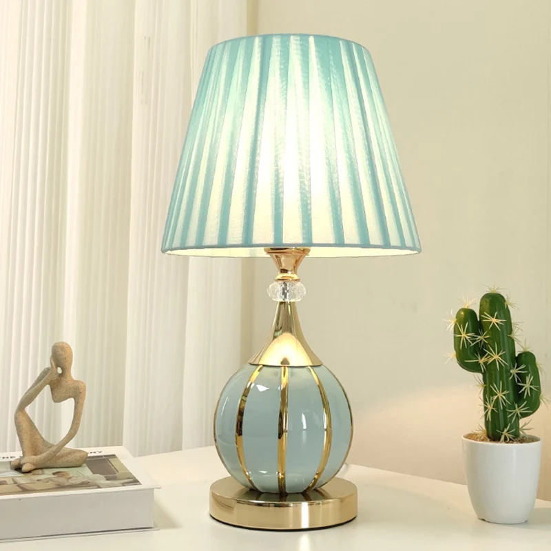 Traditional Vintage Pleated Spherical Ceramic Fabric Metal 1-Light Table Lamp For Bedroom