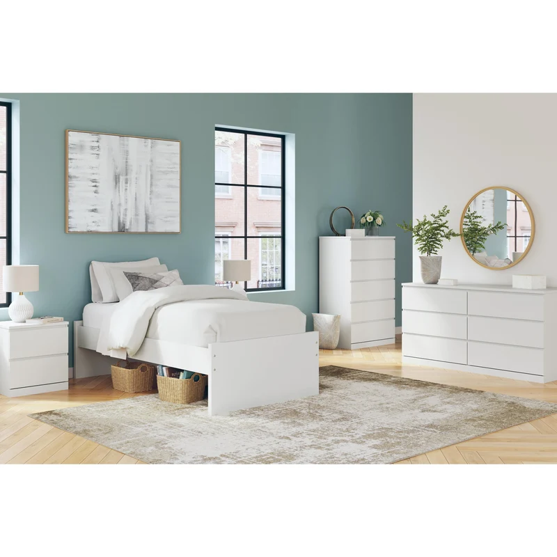 Signature Design by Ashley Onita EB9630-231 Six Drawer Dresser