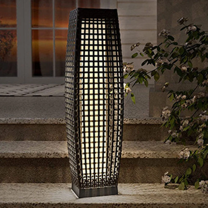 Modern Art Deco Outdoor Solar Column Hollow Projection PE Faux Rattan Hardware LED Standing Floor Lamp For Garden