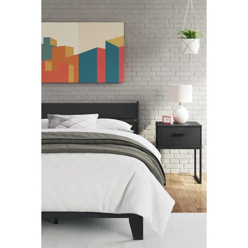 Signature Design by Ashley Socalle EB1865-231 Six Drawer Dresser