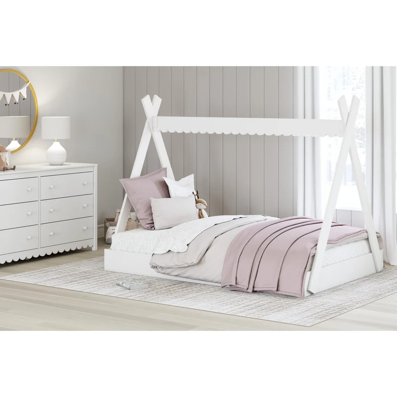 Signature Design by Ashley Hallityn EB1810-231 Six Drawer Dresser
