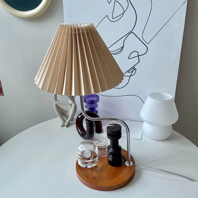 Traditional Vintage Wood Iron Fabric Umbrella 1-Light Table Lamp For Bedroom