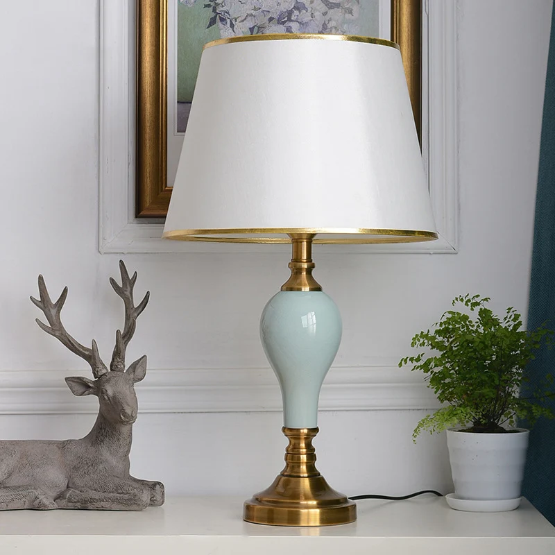 Traditional Chinese Brass Ceramic Fabric Round Fan-Shaped 1-Light Table Lamp For Bedroom
