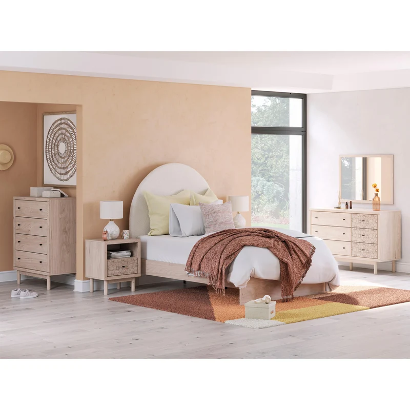 Signature Design by Ashley Arloster PCB1566B1 Dresser and Mirror
