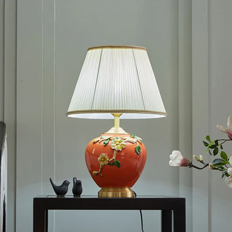 Traditional Chinese Pleated Fabric Shade Enameled Ceramic Vase Base 1-Light Table Lamp For Bedroom