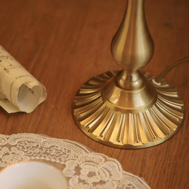 Traditional Vintage Brass & Fabric Conical 1-Light Table Lamp For Bedroom And Living Room