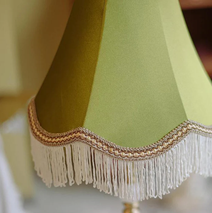Traditional Vintage Brass & Fabric Conical 1-Light Table Lamp For Bedroom And Living Room