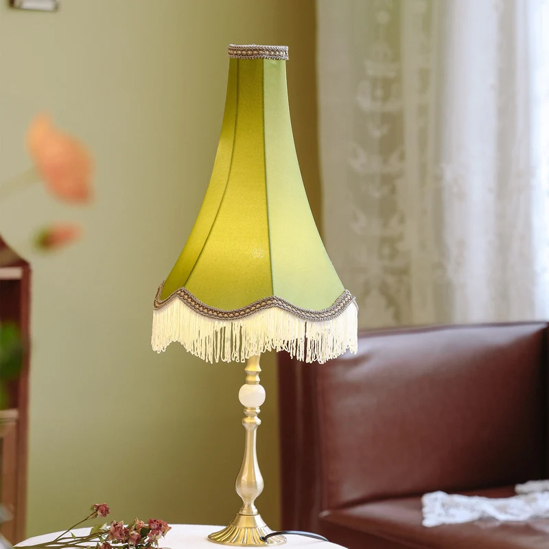 Traditional Vintage Brass & Fabric Conical 1-Light Table Lamp For Bedroom And Living Room