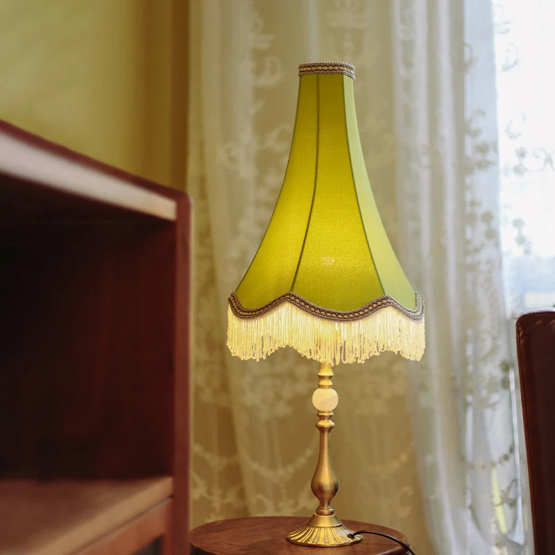Traditional Vintage Brass & Fabric Conical 1-Light Table Lamp For Bedroom And Living Room