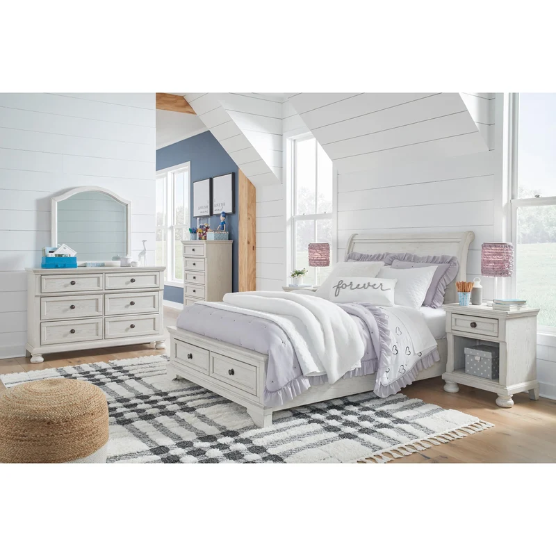 Signature Design by Ashley Robbinsdale B742-21 Dresser