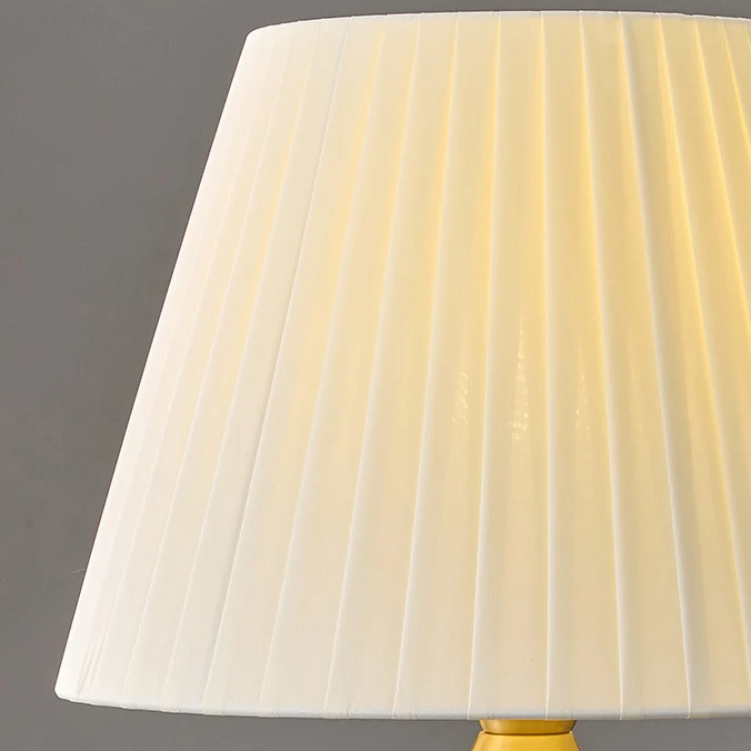 Traditional Chinese Fabric Ceramic Copper Pleated-Fan Round 1-Light Table Lamp For Bedroom & Living Room