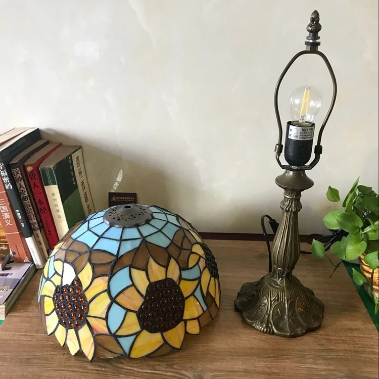 Traditional Tiffany Iron & Stained Glass Cone Table Lamp 1-Light For Bedroom And Living Room