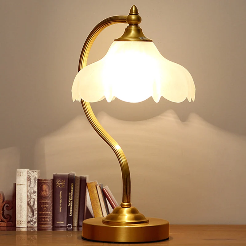 Traditional European Brass Glass Floral Shade Round Base 1-Light Table Lamp For Bedroom