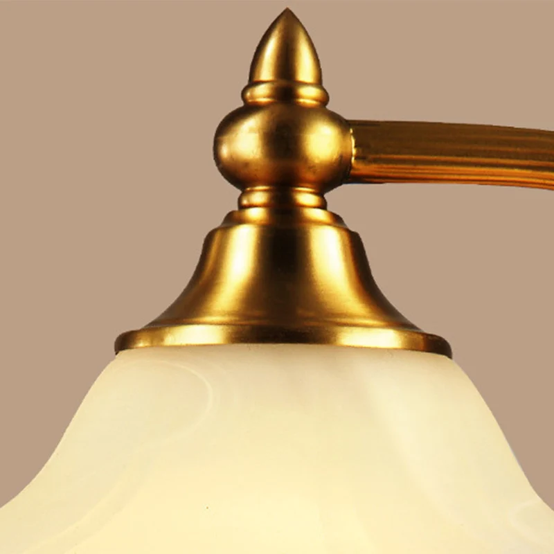 Traditional European Brass Glass Floral Shade Round Base 1-Light Table Lamp For Bedroom
