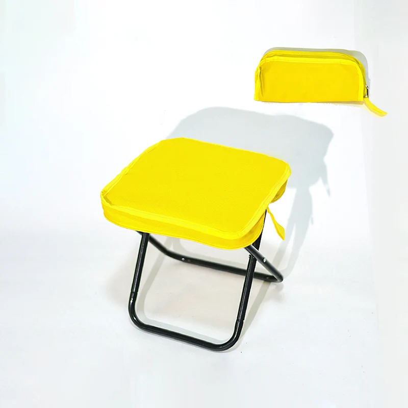 Modern Simplicity Oxford Fabric Carbon Steel Square Pocket Camping Low Stool With Foldable Design For Outdoor Patio