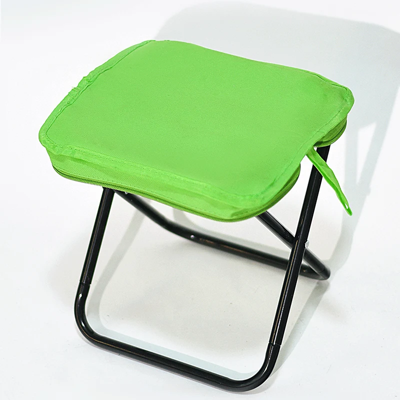 Modern Simplicity Oxford Fabric Carbon Steel Square Pocket Camping Low Stool With Foldable Design For Outdoor Patio