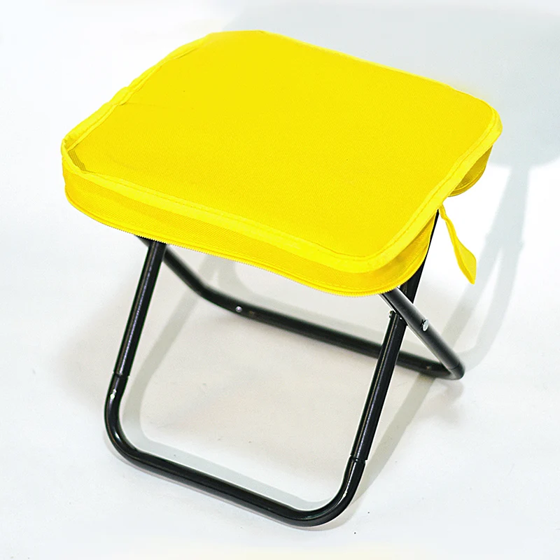 Modern Simplicity Oxford Fabric Carbon Steel Square Pocket Camping Low Stool With Foldable Design For Outdoor Patio