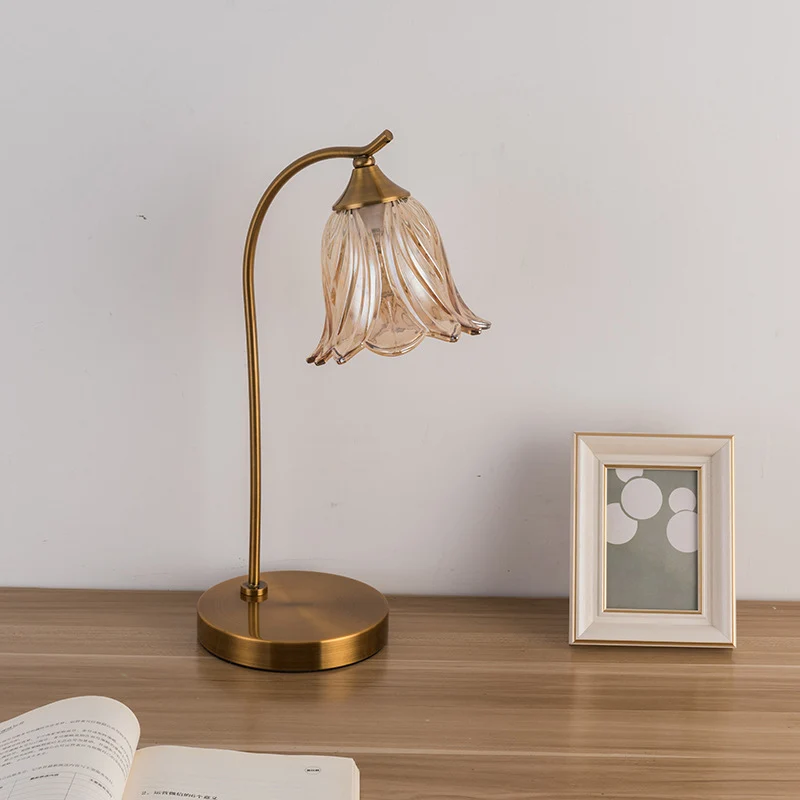Modern Art Deco Round Flower Shaped Iron Glass 1-Light Table Lamp For Bedroom