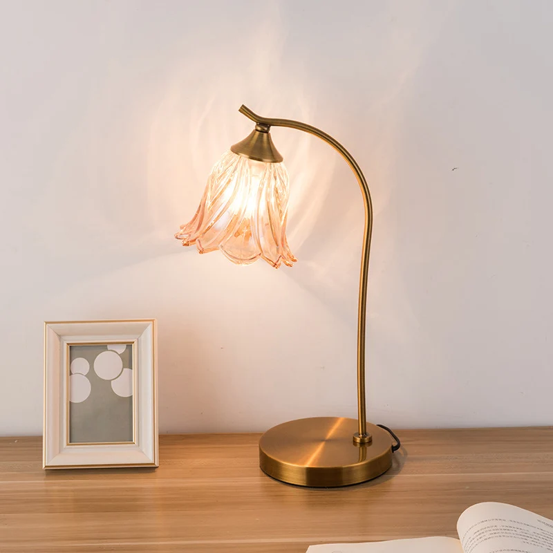 Modern Art Deco Round Flower Shaped Iron Glass 1-Light Table Lamp For Bedroom