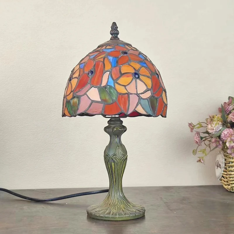 Traditional Tiffany Dome Flower Zinc Stained Glass 1-Light Table Lamp For Bedroom