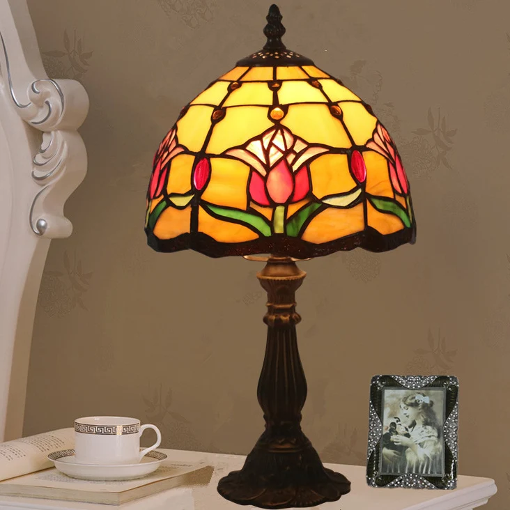 Traditional European Zinc Alloy Glass Dome Tulip 1-Light Table Lamp For Bedroom