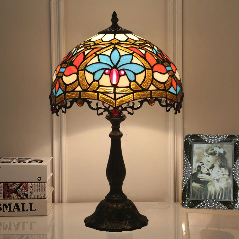 Traditional Tiffany Resin Zinc Alloy Glass Dome Bead 1-Light Table Lamp For Bedside