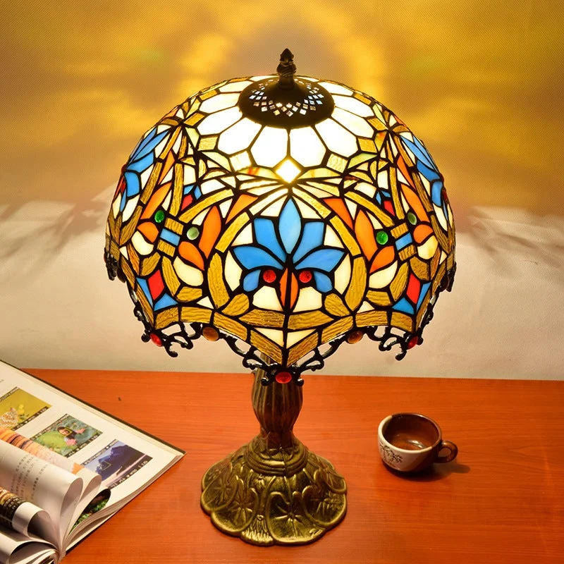 Traditional Vintage Flower Gemstone Stained Glass 1-Light Table Lamp For Living Room