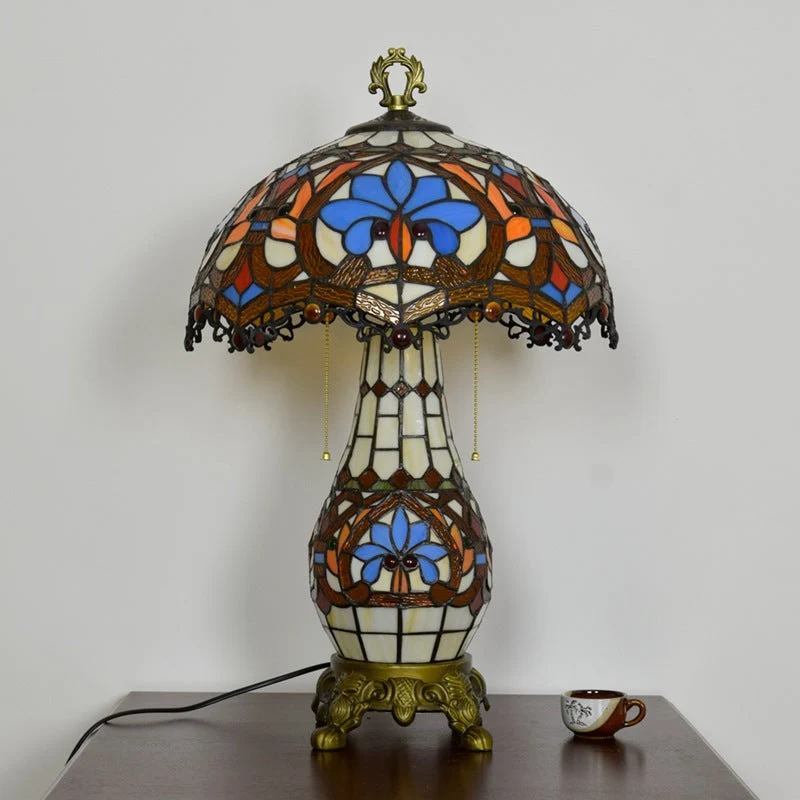 Traditional Vintage Floral Peach Heart Design Stained Glass 3-Light Table Lamp For Living Room