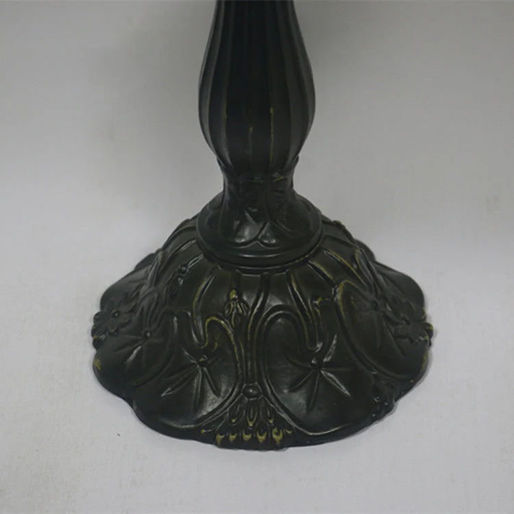 Traditional Tiffany Rose Flower Stained Glass Dome 1-Light Table Lamp For Bedroom