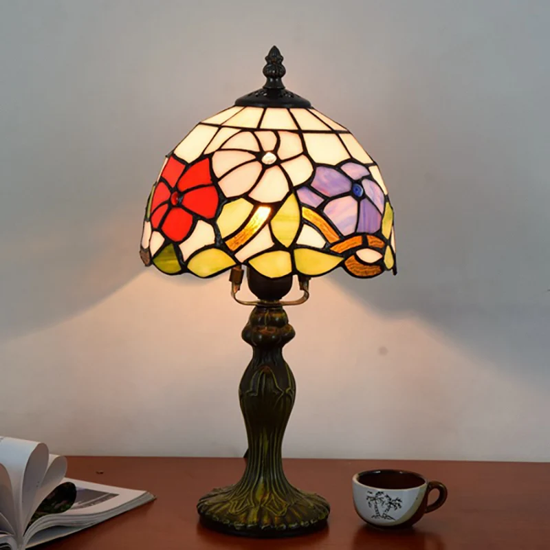 Traditional Tiffany Flower Aluminum Stained Glass 1-Light Table Lamp For Bedroom